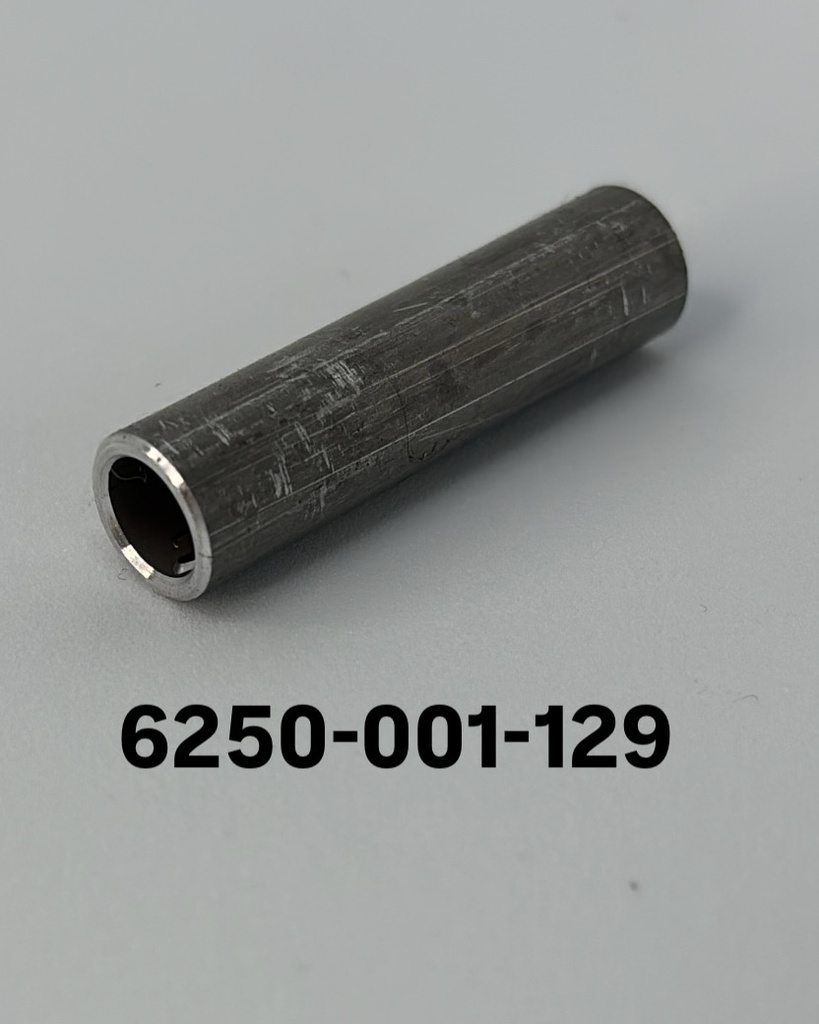 SPACER, EXT. HANDLE PIVOT