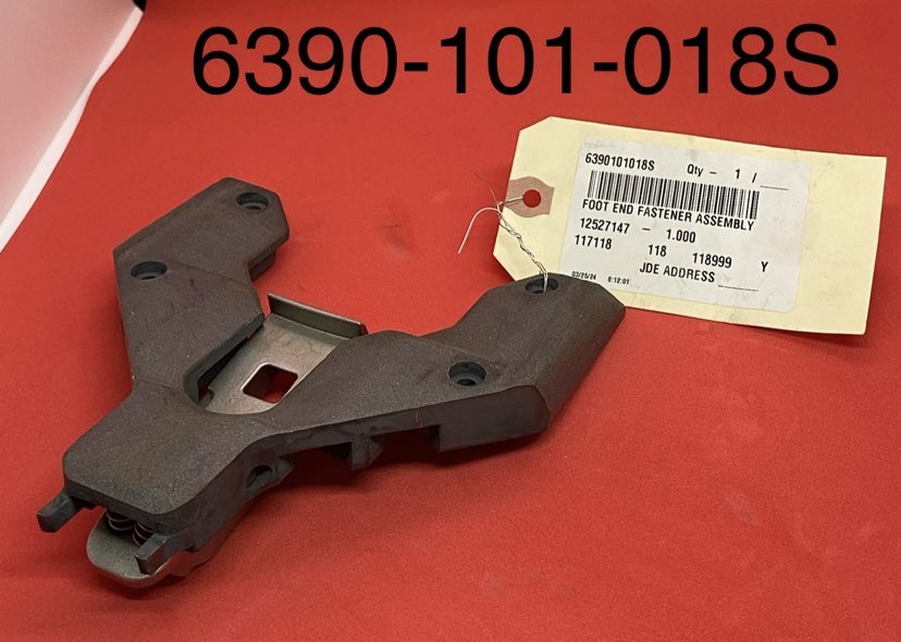 FOOT END FASTENER ASSEMBLY - 6390-101-018S